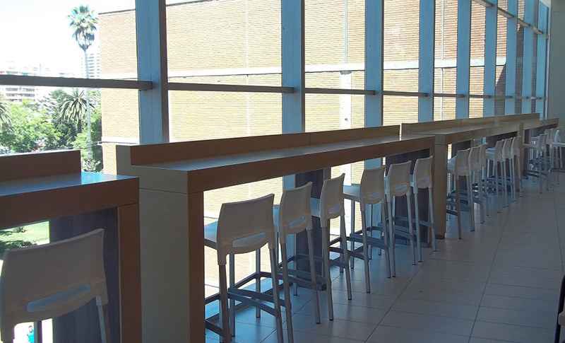 MESON CORCHETE  MALL MARINA ARAUCO